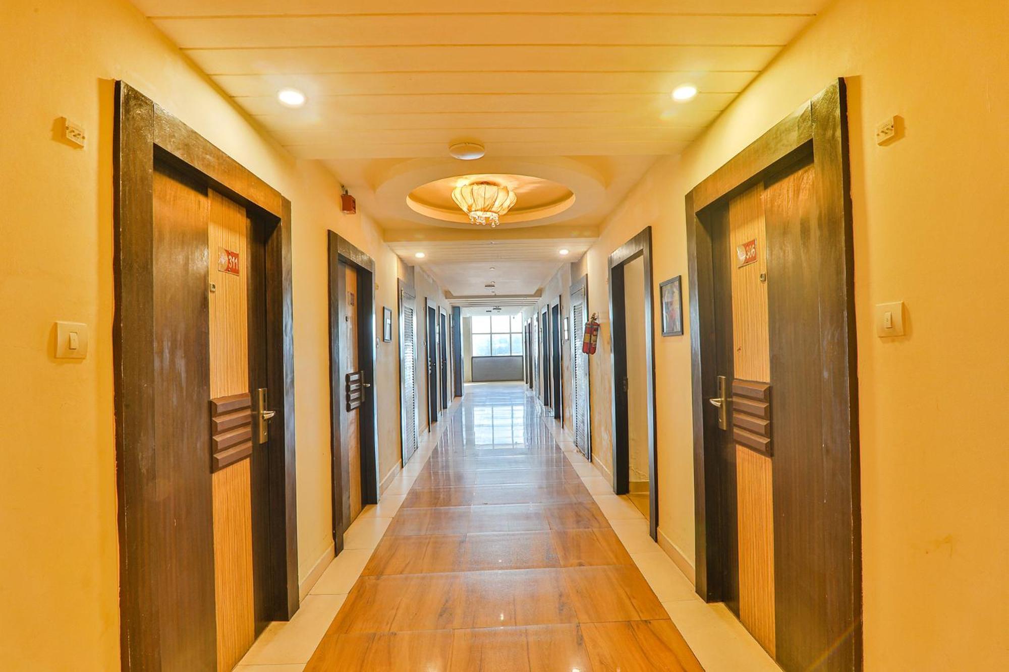 Fabhotel Prime The Continental 러크나우 외부 사진